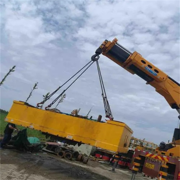 凤山吊车吊集装箱需要多少钱